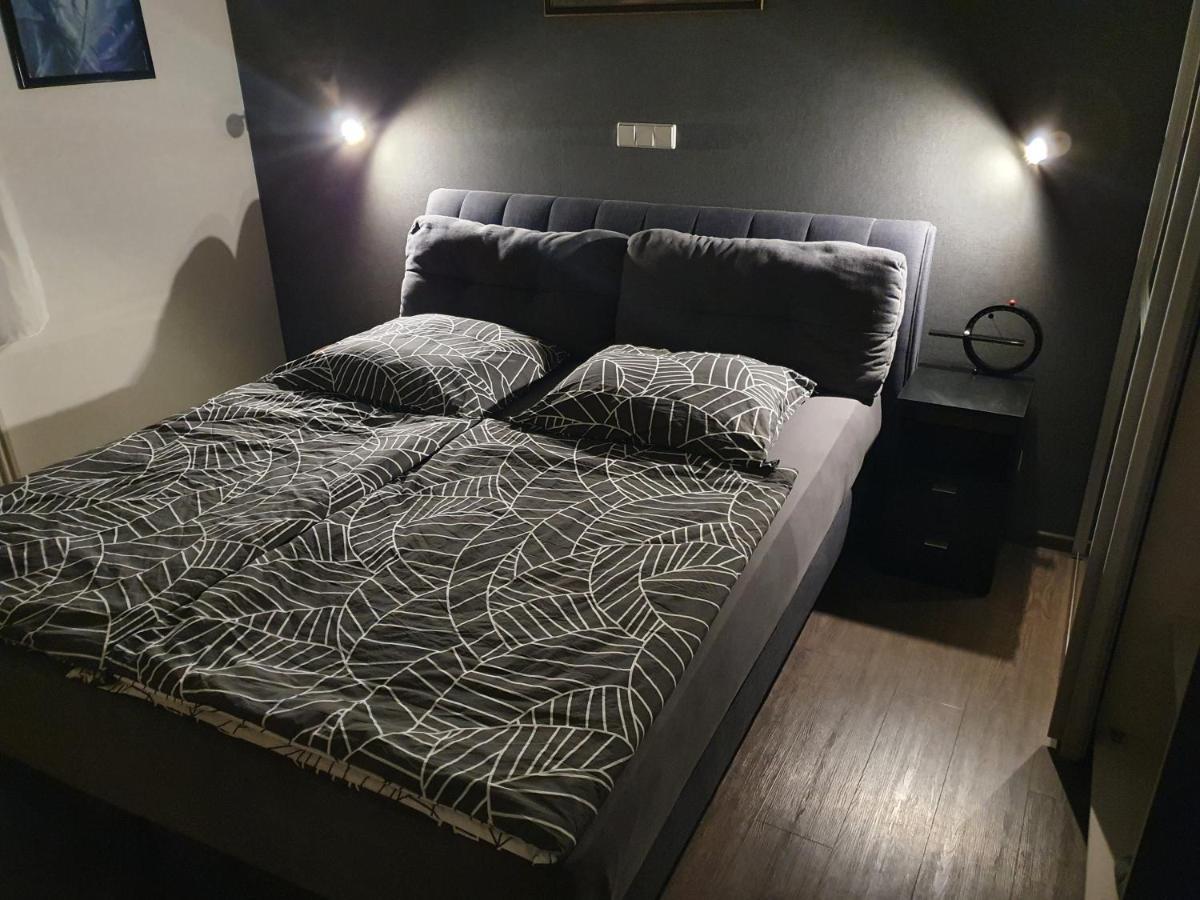 Schlafzimmer, Ruhige Lage In Meppen --- Check-In Mit Schluesselkasten Dış mekan fotoğraf