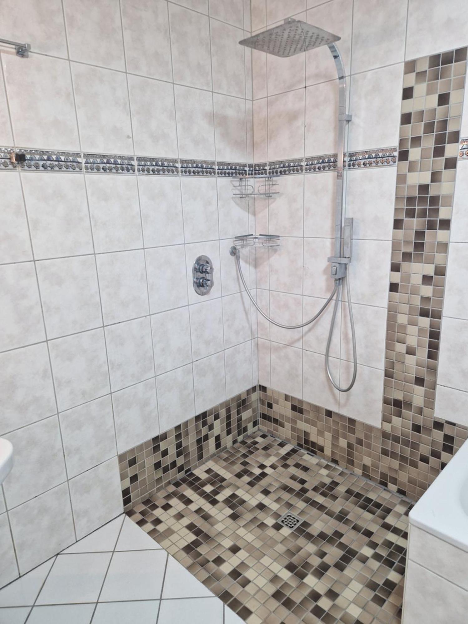 Schlafzimmer, Ruhige Lage In Meppen --- Check-In Mit Schluesselkasten Dış mekan fotoğraf